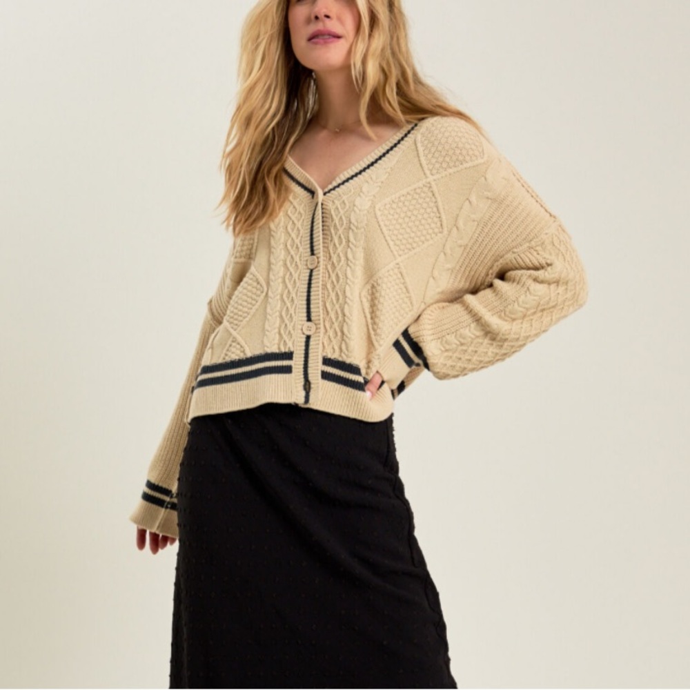 Altar’d State Talia Cable Cardigan Beige with Silver Star Details Small